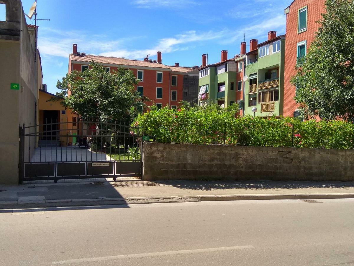 Lusyhouse Villa Póla Kültér fotó